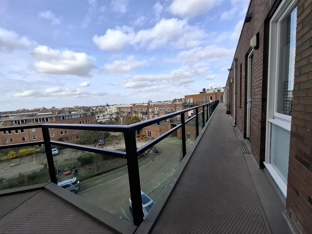 Foto 15 van Nieuwe Binnenweg 541 in Rotterdam