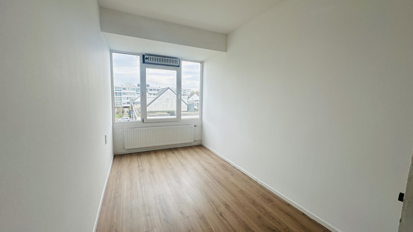 Foto 5 van Rilland Bathstraat 136 in Rotterdam