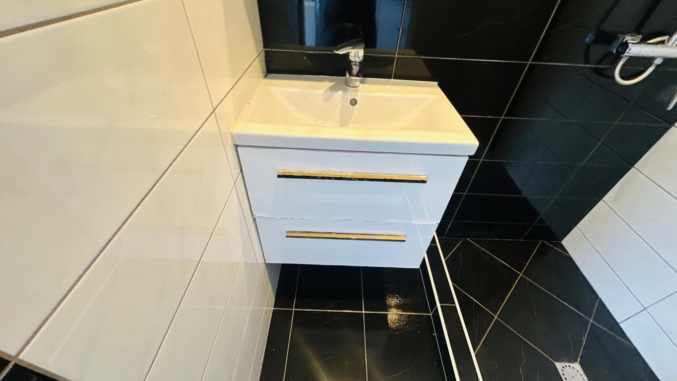 Foto 9 van Rilland Bathstraat 136 in Rotterdam