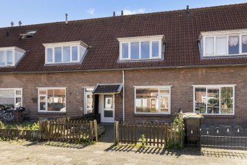 J van der Veenstraat 34 in Hoogeveen