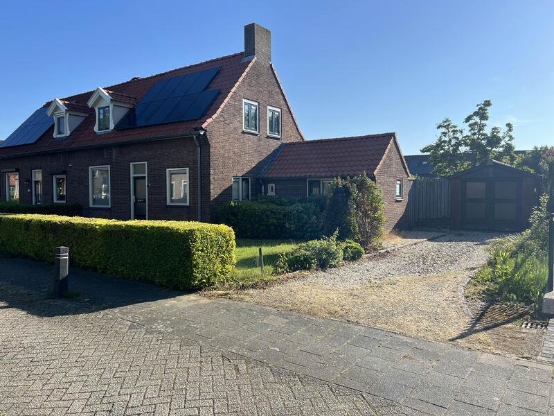 Foto 1 van Burg. Woutersstraat 10 in Beneden-Leeuwen