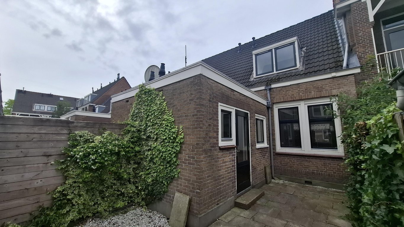 Foto 1 van Lekstraat 12 in Dordrecht