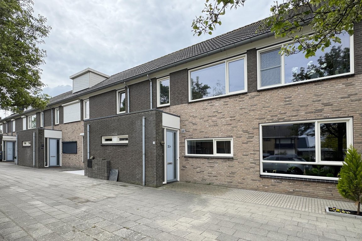 Foto 56 van Prinses Irenestraat 35-A in Dinteloord