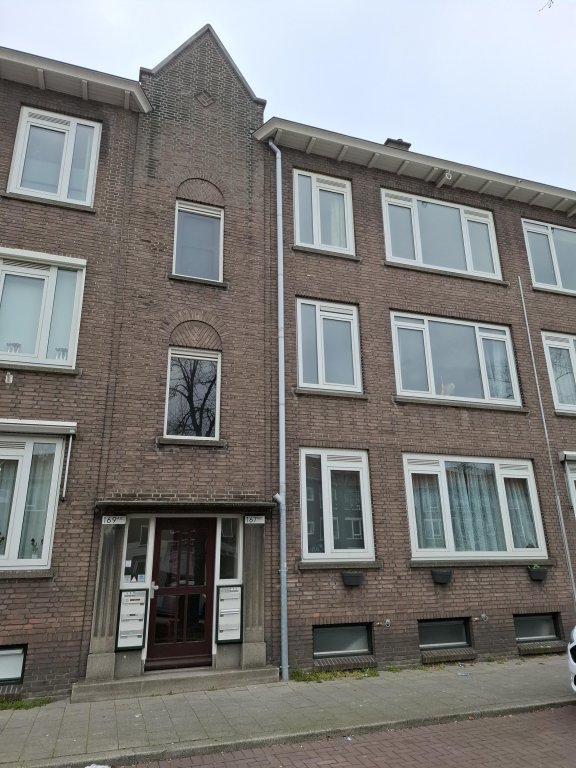 Foto 1 van Dorpsweg 167-B in Rotterdam