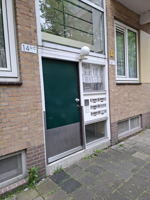 Foto 1 van Schoklandsestraat 16-C in Rotterdam