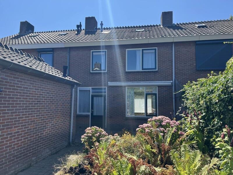 Foto 1 van Wielstraat 24 in Beneden-Leeuwen