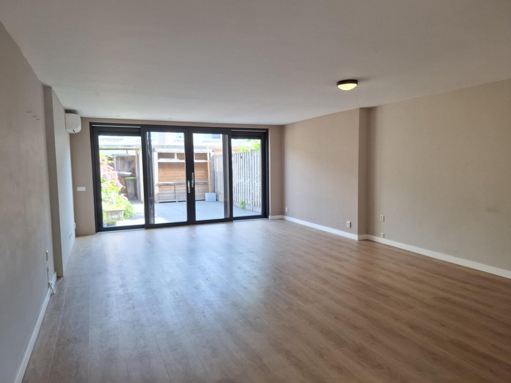 Foto 1 van Catharina van Tussenbroekstraat 5 in Spijkenisse