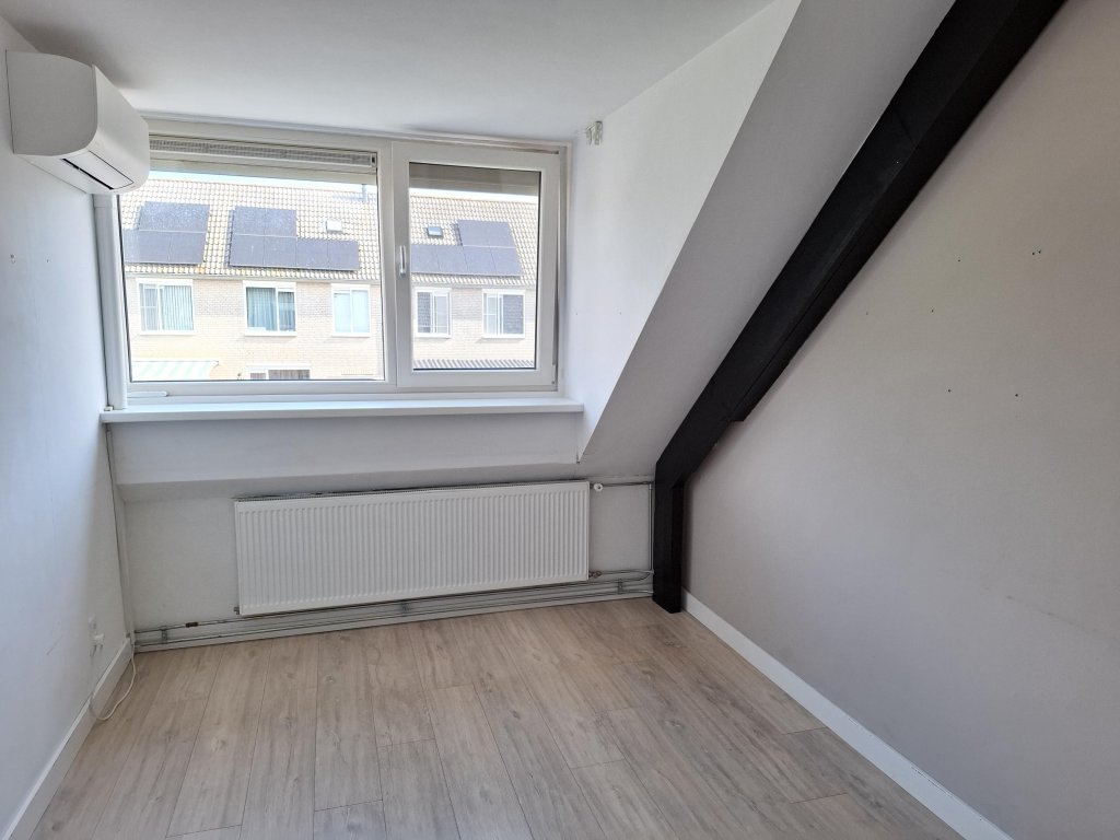 Foto 7 van Catharina van Tussenbroekstraat 5 in Spijkenisse