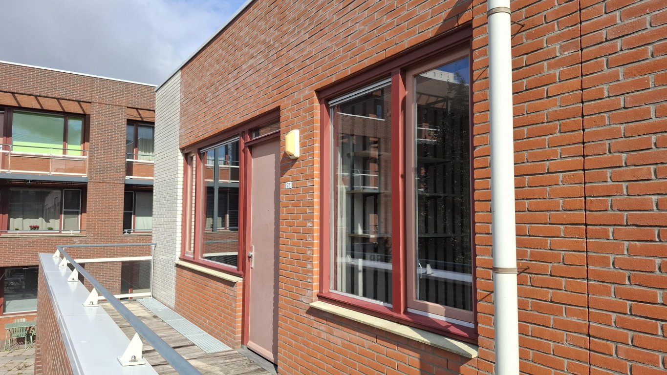 Foto 1 van Pantelleriapad 75 in Rotterdam