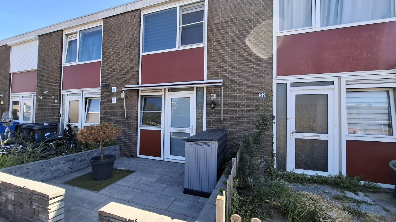 Foto 1 van Sagiusstraat 30 in Pernis Rotterdam
