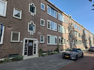 Dorpsweg 95-B in Rotterdam