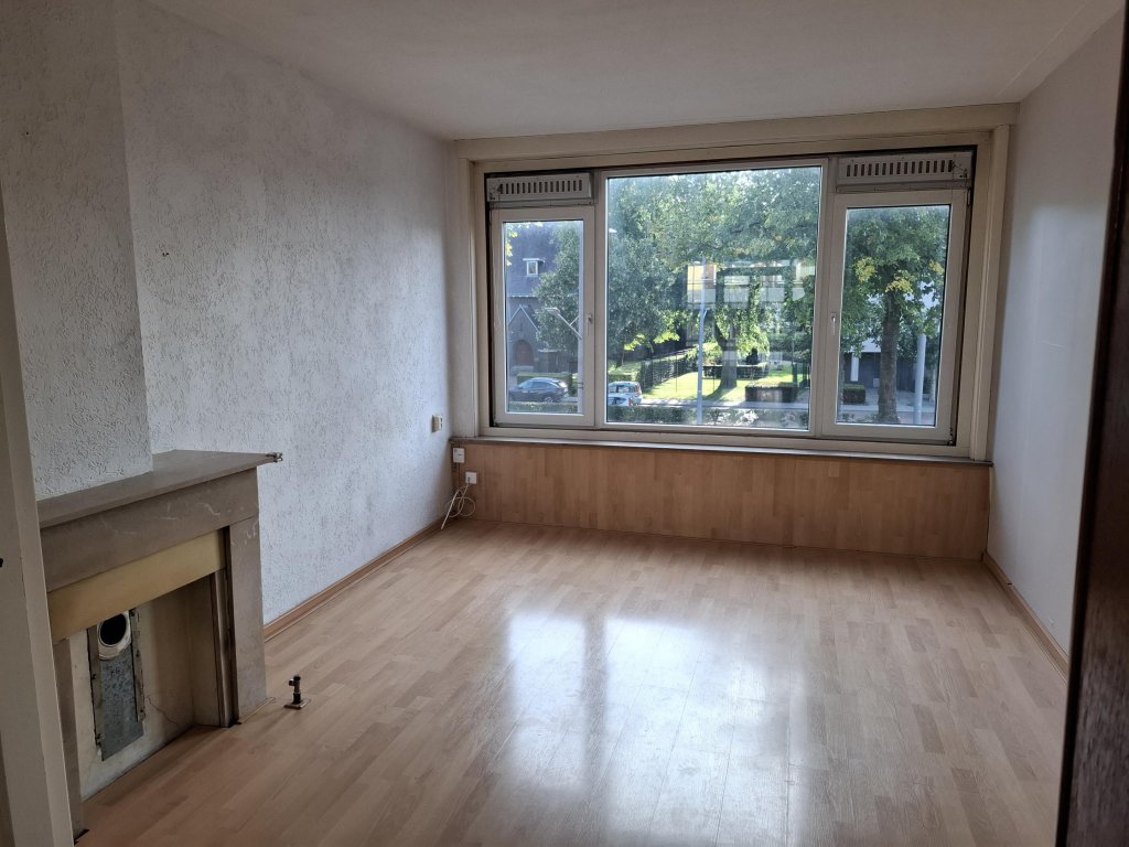 Foto 1 van Dorpsweg 95-B in Rotterdam