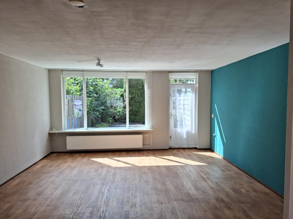 Foto 2 van Vivaldiplein 6 in Spijkenisse