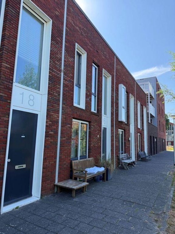 Foto 1 van Zuiddijk 16 in Delft