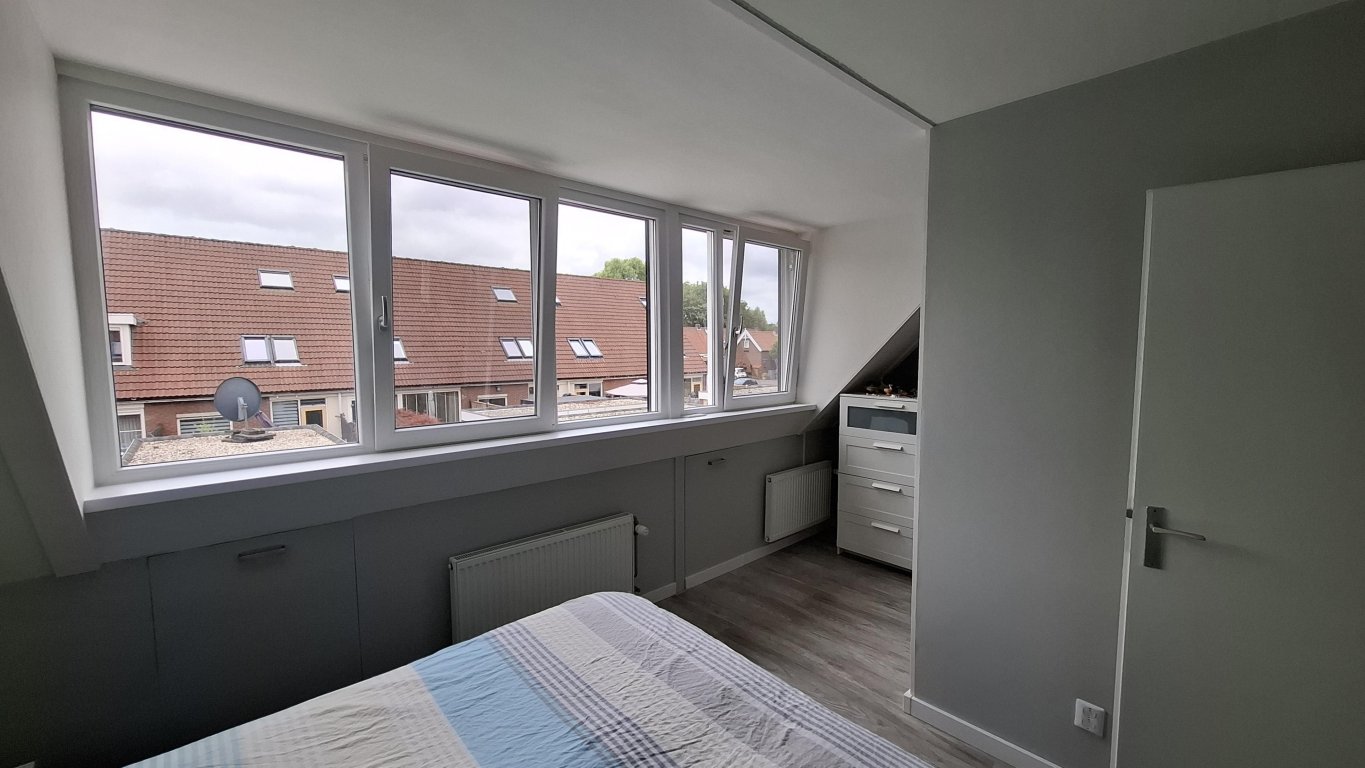 Foto 10 van Henk Miliusstraat 48 in Hoogvliet Rotterdam